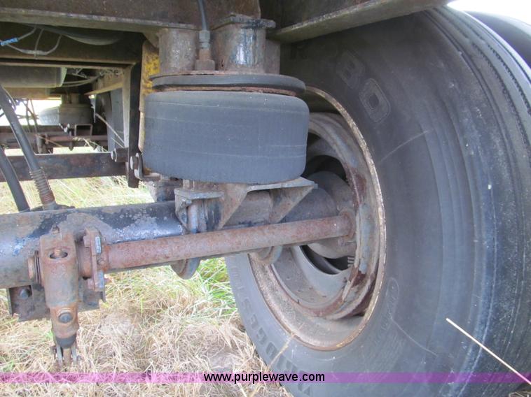 image for item F4615 1994 Great Dane refrigerated trailer