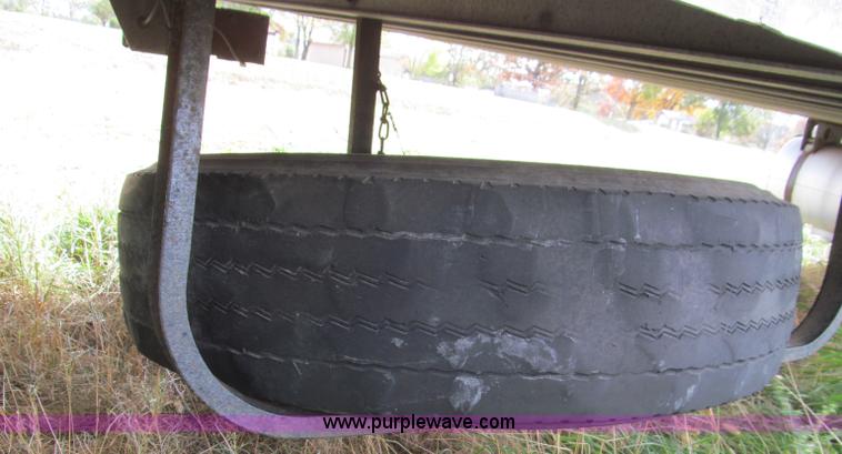 image for item F4615 1994 Great Dane refrigerated trailer