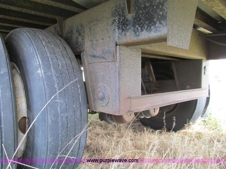 image for item F4615 1994 Great Dane refrigerated trailer