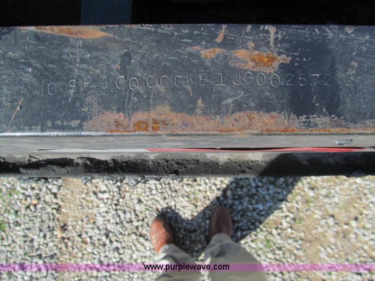 image for item F4633 1988 MO Trailers 48' flatbed trailer