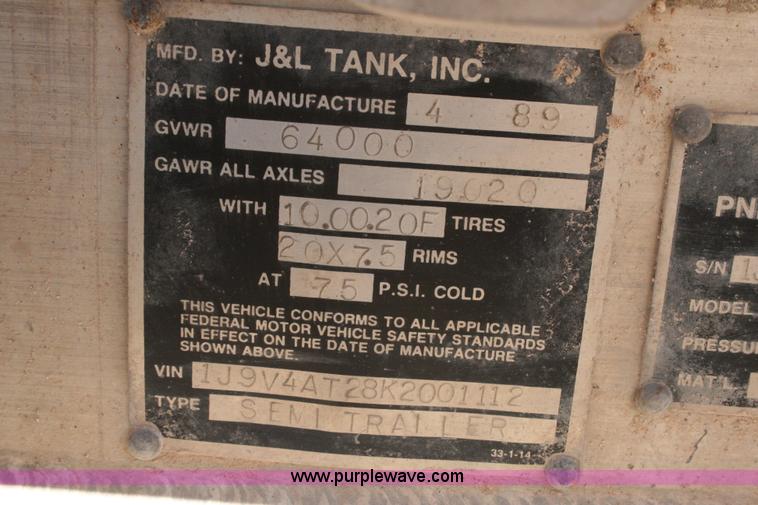 image for item G5526 1989 J&L pneumatic dry bulk trailer