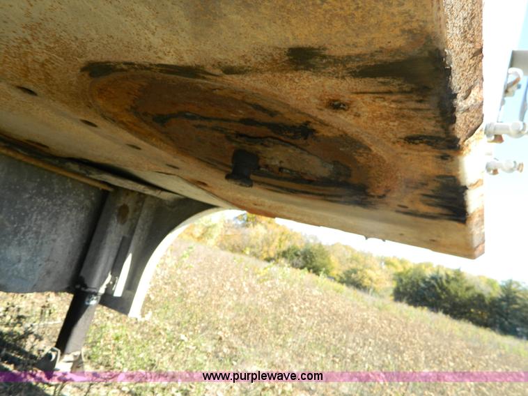 image for item G7546 1995 Hackney & Sons beverage trailer