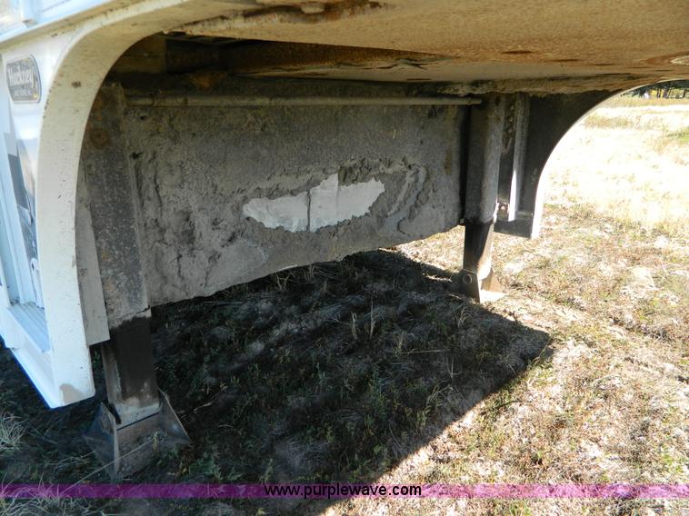 image for item G7547 1995 Hackney & Sons beverage trailer