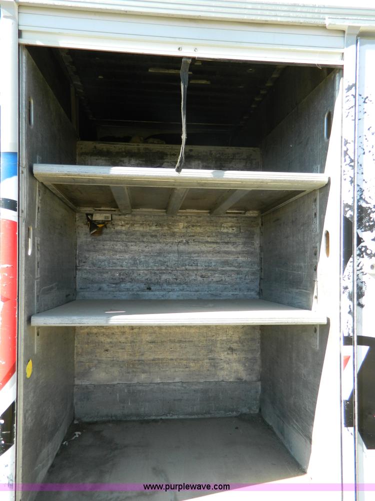 image for item G7547 1995 Hackney & Sons beverage trailer