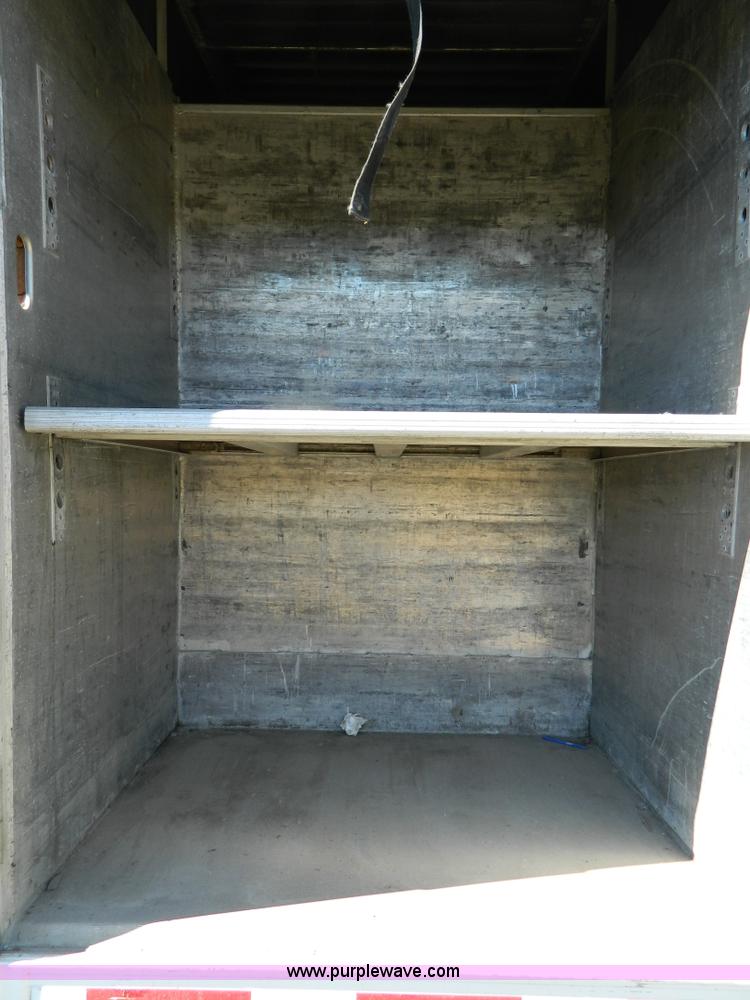 image for item G7547 1995 Hackney & Sons beverage trailer