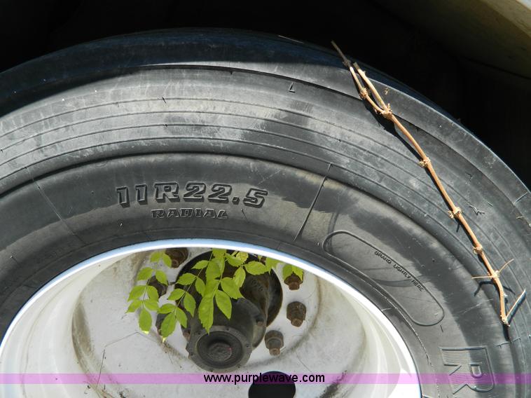 image for item G7547 1995 Hackney & Sons beverage trailer