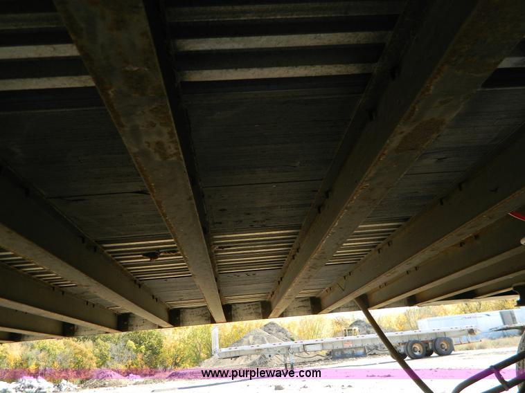 image for item G7548 1998 Wabash CP102CW dry van trailer