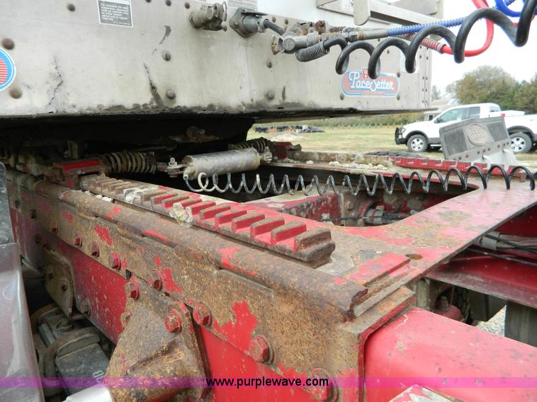 image for item G7557 1991 Peterbilt 379 Glider Kit semi truck