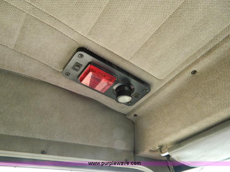 image for item G7557 1991 Peterbilt 379 Glider Kit semi truck