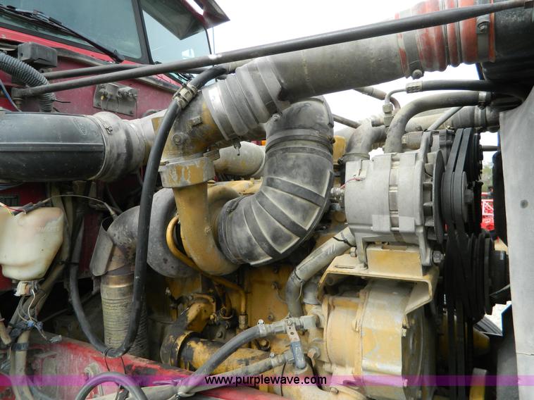 image for item G7557 1991 Peterbilt 379 Glider Kit semi truck