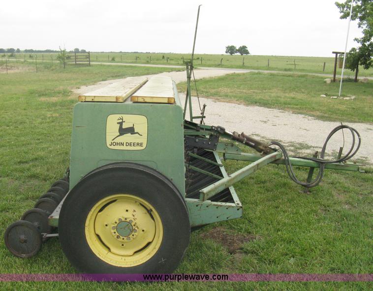 image for item A6403 John Deere 8350 grain drill