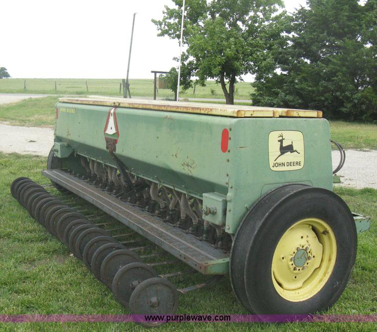 image for item A6403 John Deere 8350 grain drill