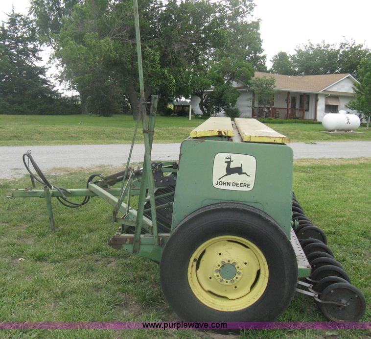 image for item A6403 John Deere 8350 grain drill