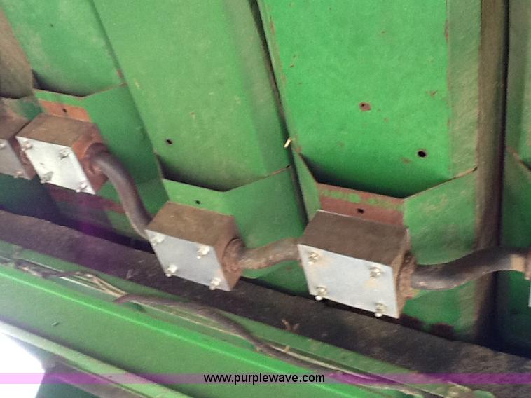 image for item B1499 1994 John Deere 9600 combine