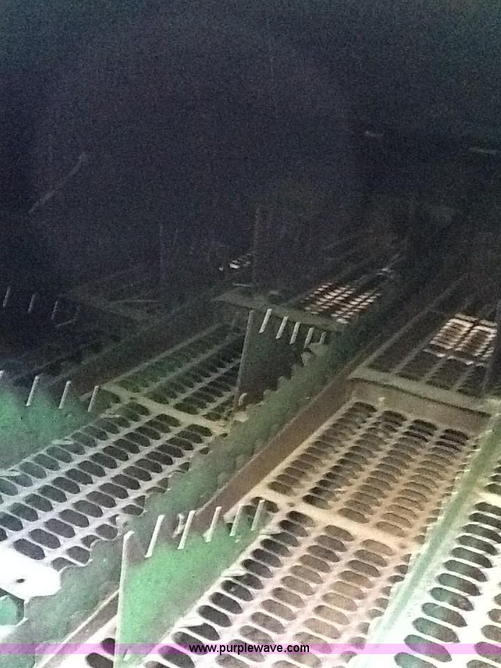 image for item B1499 1994 John Deere 9600 combine