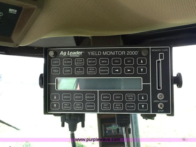 image for item B1499 1994 John Deere 9600 combine