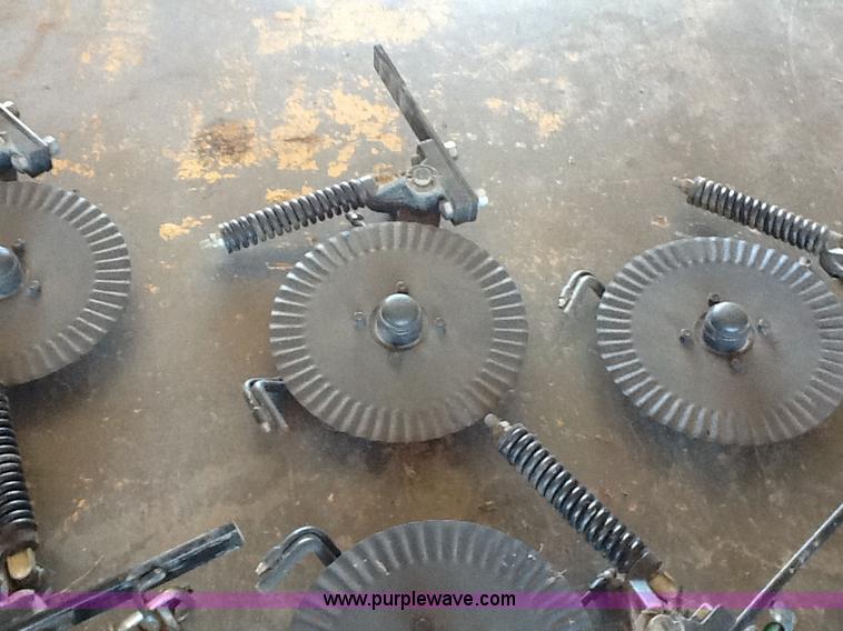 image for item B1502 (15) side dress fertilizer coulter assemblies