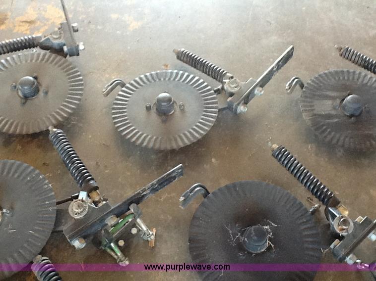 image for item B1502 (15) side dress fertilizer coulter assemblies