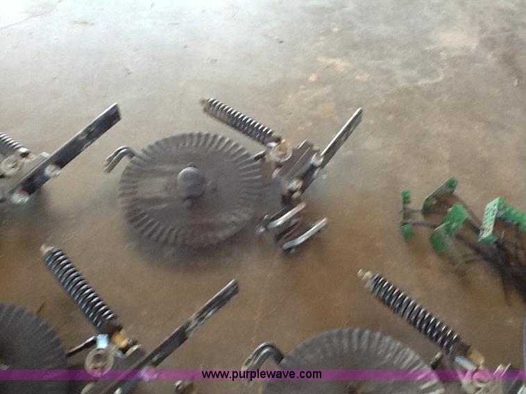 image for item B1502 (15) side dress fertilizer coulter assemblies