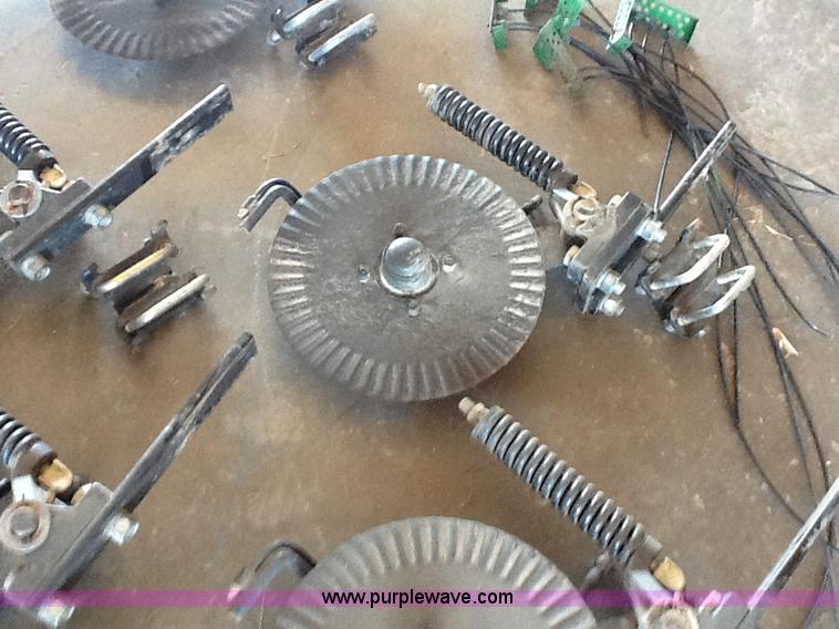 image for item B1502 (15) side dress fertilizer coulter assemblies