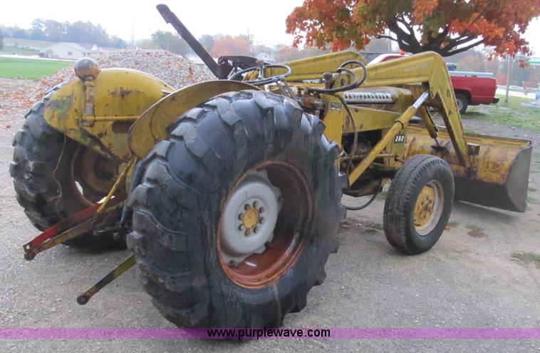 image for item B2928 1959 Massey-Ferguson 202 Industrial Work Bull tractor