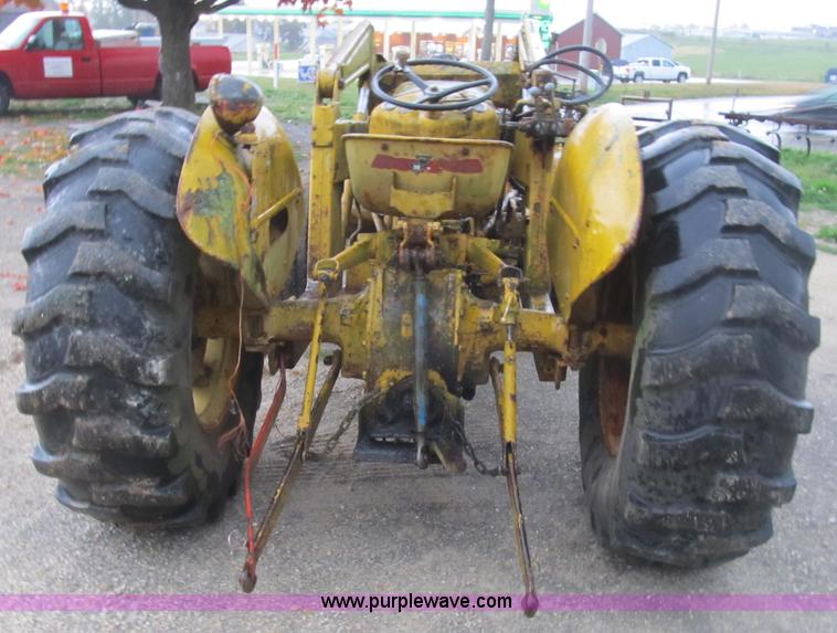 image for item B2928 1959 Massey-Ferguson 202 Industrial Work Bull tractor