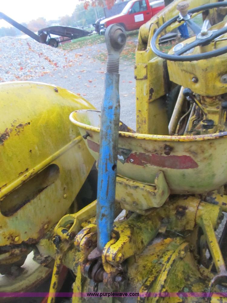 image for item B2928 1959 Massey-Ferguson 202 Industrial Work Bull tractor