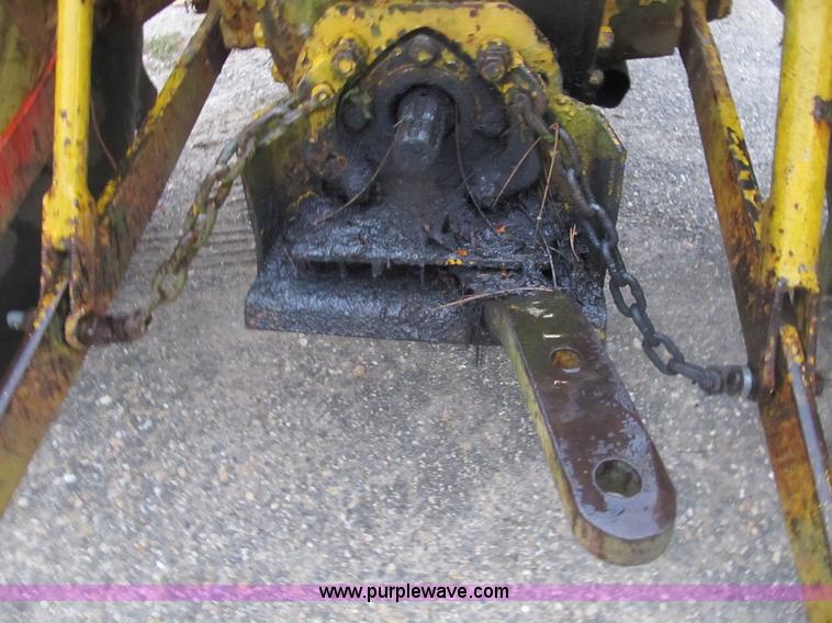 image for item B2928 1959 Massey-Ferguson 202 Industrial Work Bull tractor