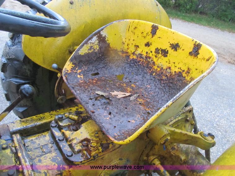 image for item B2928 1959 Massey-Ferguson 202 Industrial Work Bull tractor