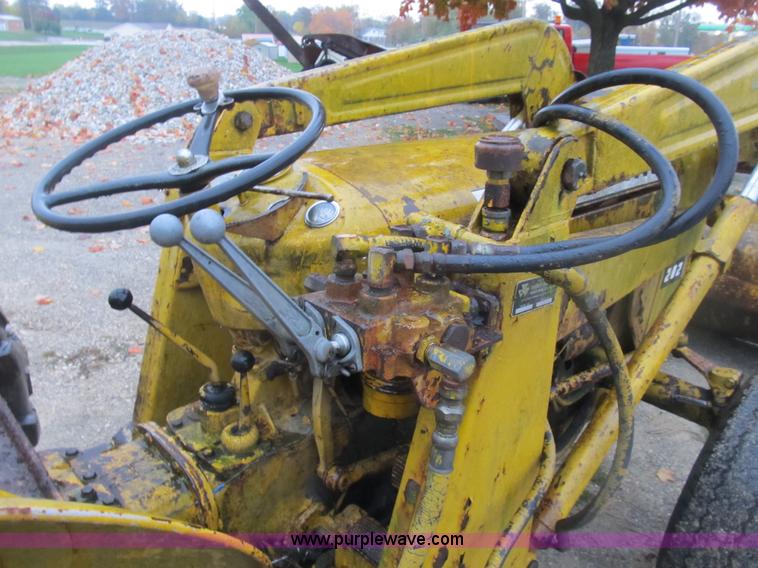 image for item B2928 1959 Massey-Ferguson 202 Industrial Work Bull tractor