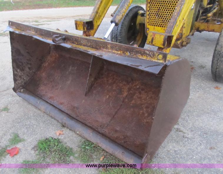 image for item B2928 1959 Massey-Ferguson 202 Industrial Work Bull tractor