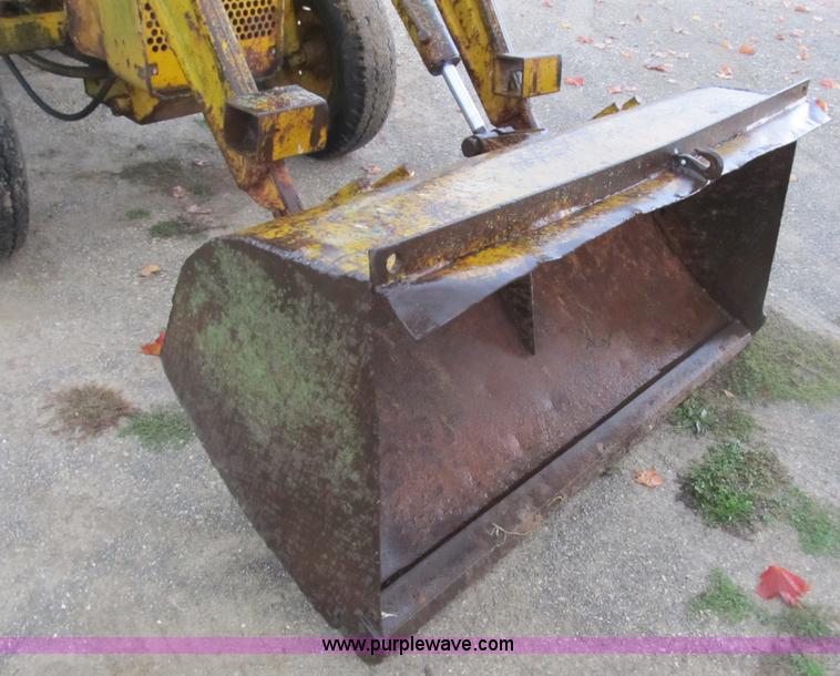 image for item B2928 1959 Massey-Ferguson 202 Industrial Work Bull tractor