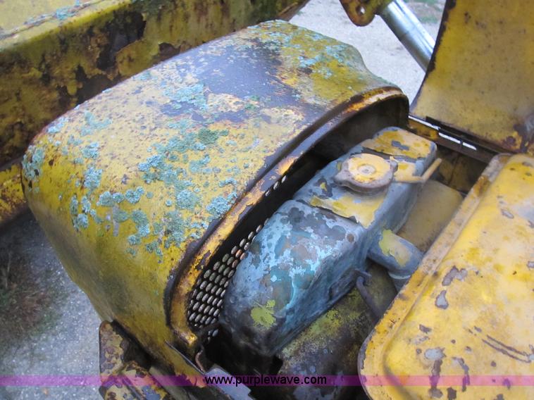 image for item B2928 1959 Massey-Ferguson 202 Industrial Work Bull tractor