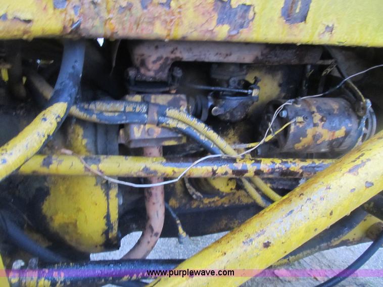 image for item B2928 1959 Massey-Ferguson 202 Industrial Work Bull tractor