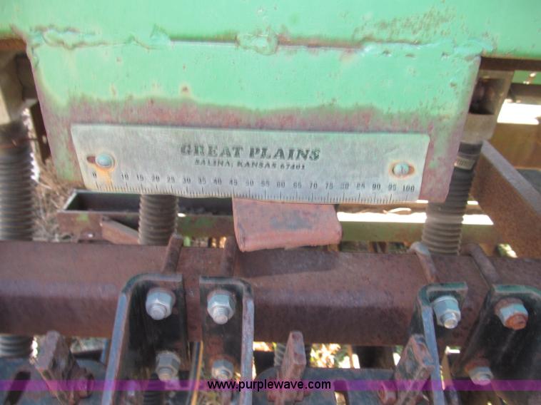 image for item B5254 Great Plains 30' grain drill