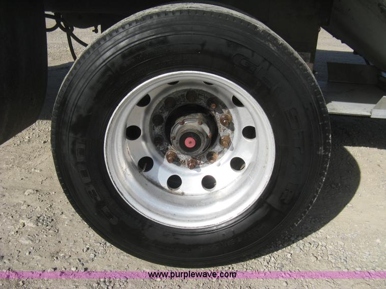 image for item B8262 1997 Timpte spread-axle hopper bottom trailer