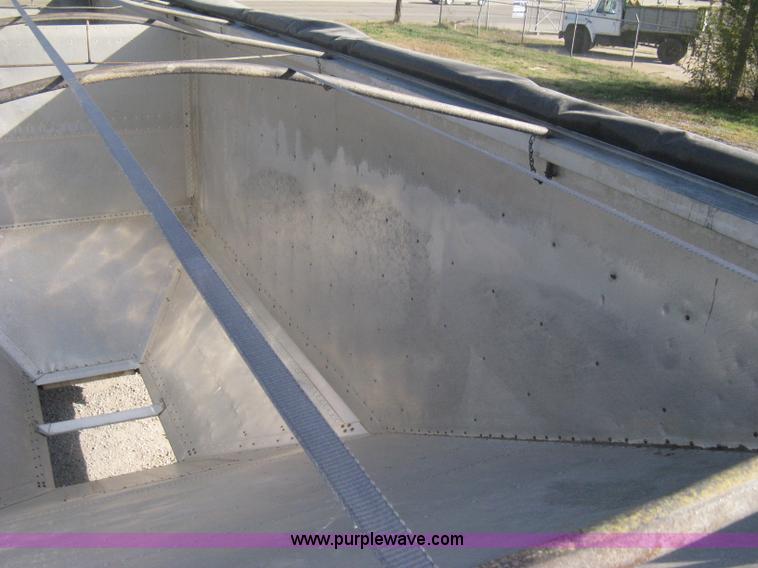 image for item B8262 1997 Timpte spread-axle hopper bottom trailer