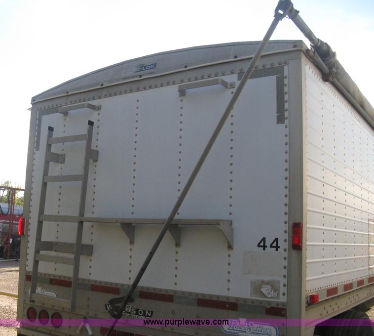 image for item B8271 1994 Wilson DWH-400 hopper bottom aluminum trailer