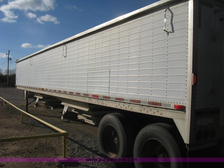 image for item B8271 1994 Wilson DWH-400 hopper bottom aluminum trailer