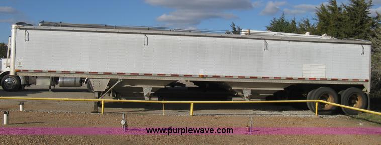 image for item B8271 1994 Wilson DWH-400 hopper bottom aluminum trailer