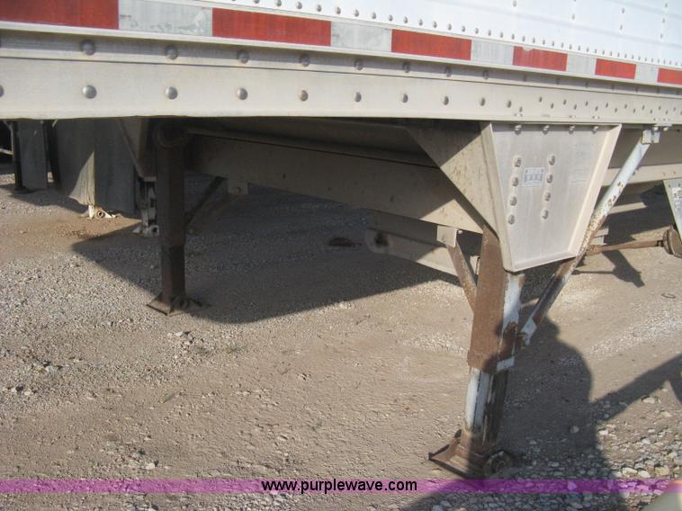 image for item B8271 1994 Wilson DWH-400 hopper bottom aluminum trailer