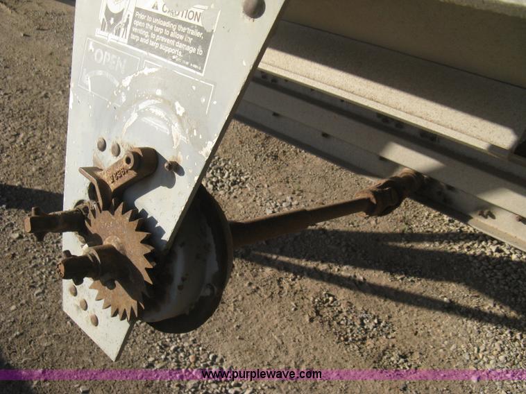 image for item B8271 1994 Wilson DWH-400 hopper bottom aluminum trailer