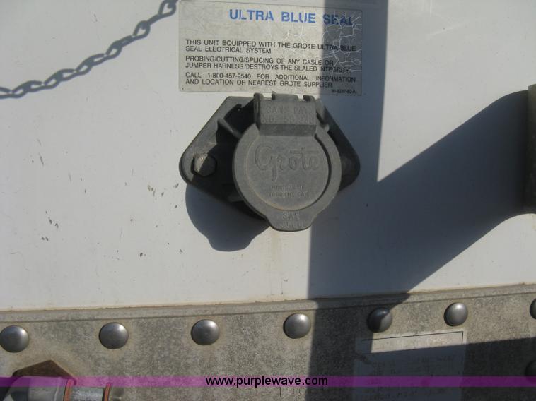 image for item B8271 1994 Wilson DWH-400 hopper bottom aluminum trailer