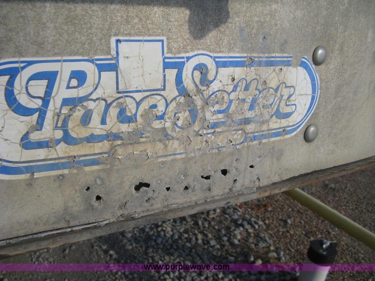 image for item B8271 1994 Wilson DWH-400 hopper bottom aluminum trailer