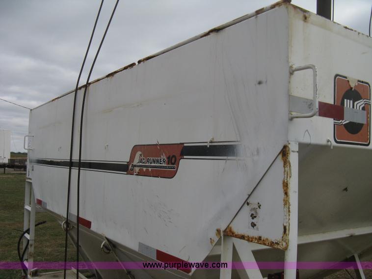 image for item B8275 Willmar Load Runner 10 dry fertilizer box