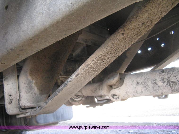 image for item B8276 1979 GMC 6000 V-Eight grain truck