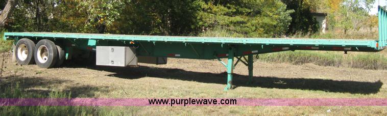image for item B8289 1984 Fruehauf flatbed trailer