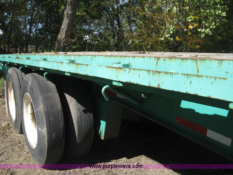 image for item B8289 1984 Fruehauf flatbed trailer