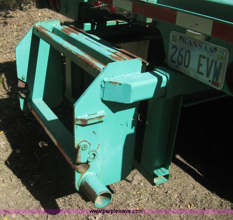 image for item B8289 1984 Fruehauf flatbed trailer