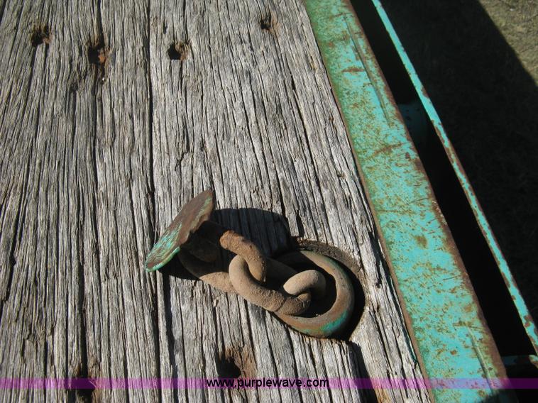 image for item B8289 1984 Fruehauf flatbed trailer